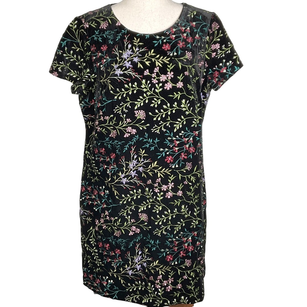 Floral Embroidered Black Velvet Shift Dress